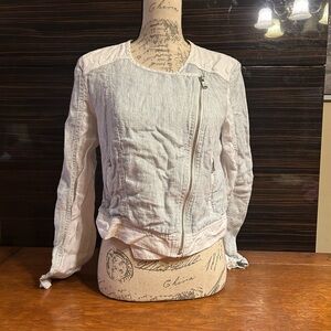 Stylish Women's Light Gray Denim Jacket